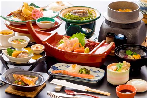 2泊目；夕食（一例）